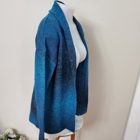 Laura Ombre Blue Sweater MEDIUM - Picture 1 of 12